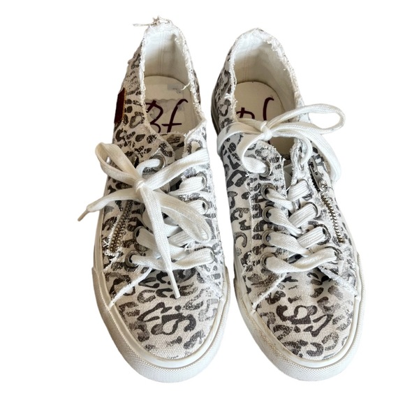 Blowfish Shoes - Blowfish Malibu Maggi Animal Print Canvas Shoes